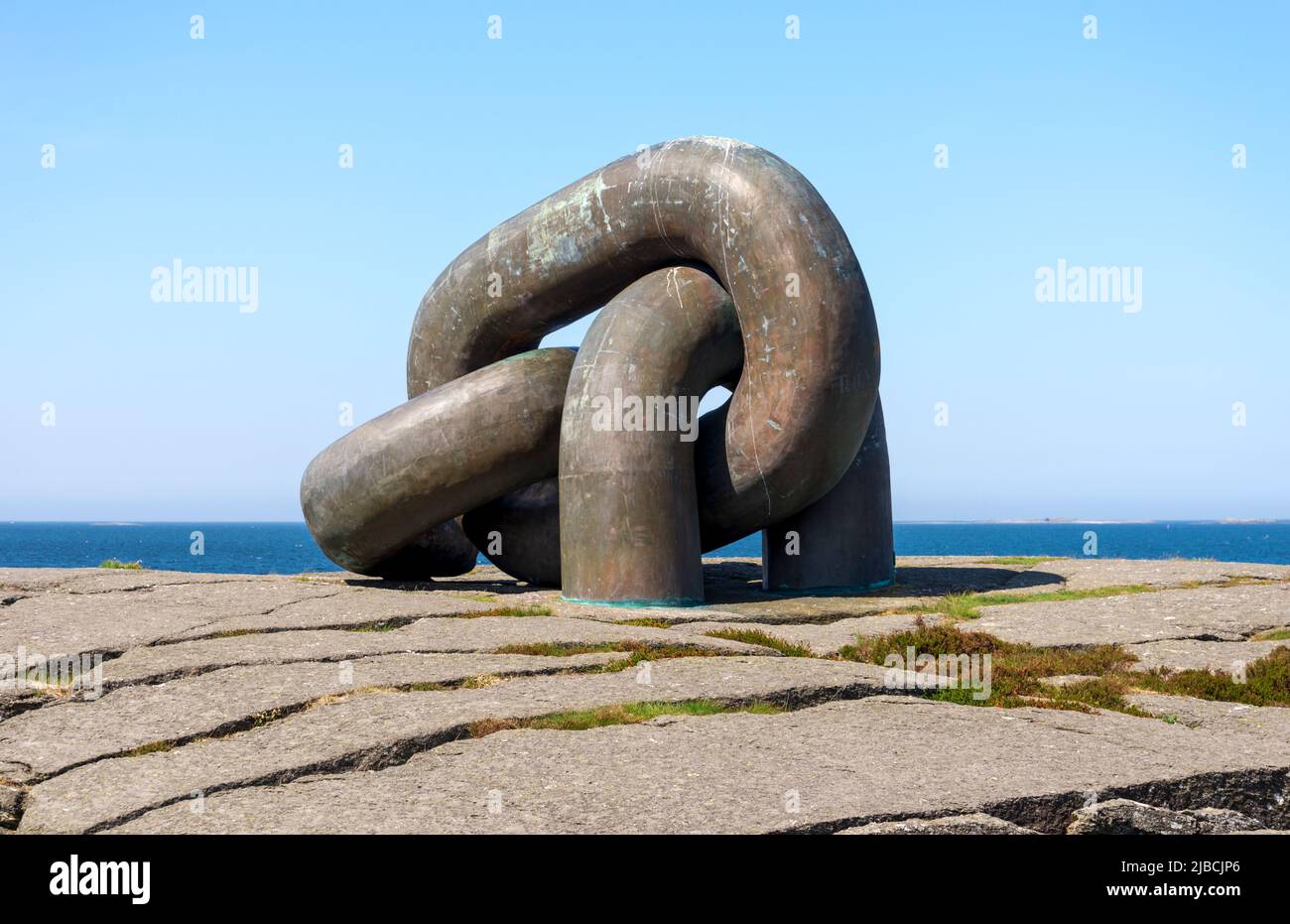 Brutt Lenke or Broken Chain large monument in memory of offshore oil rig Alexander Kjelland accident, Stavanger, Norway, May 2018 Stock Photo