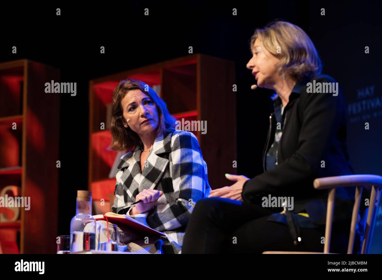 Hay-on-Wye, Wales, UK. 5th June, 2022. 355 - Christina Lamb talks to Katya Adler at Hay Festival 2022, Wales. Credit: Sam Hardwick/Alamy. Stock Photo
