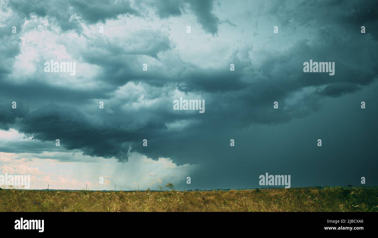 Storm Cloudy Rainy Sky. Dramatic Sky With Dark Clouds In Rainy Day ...