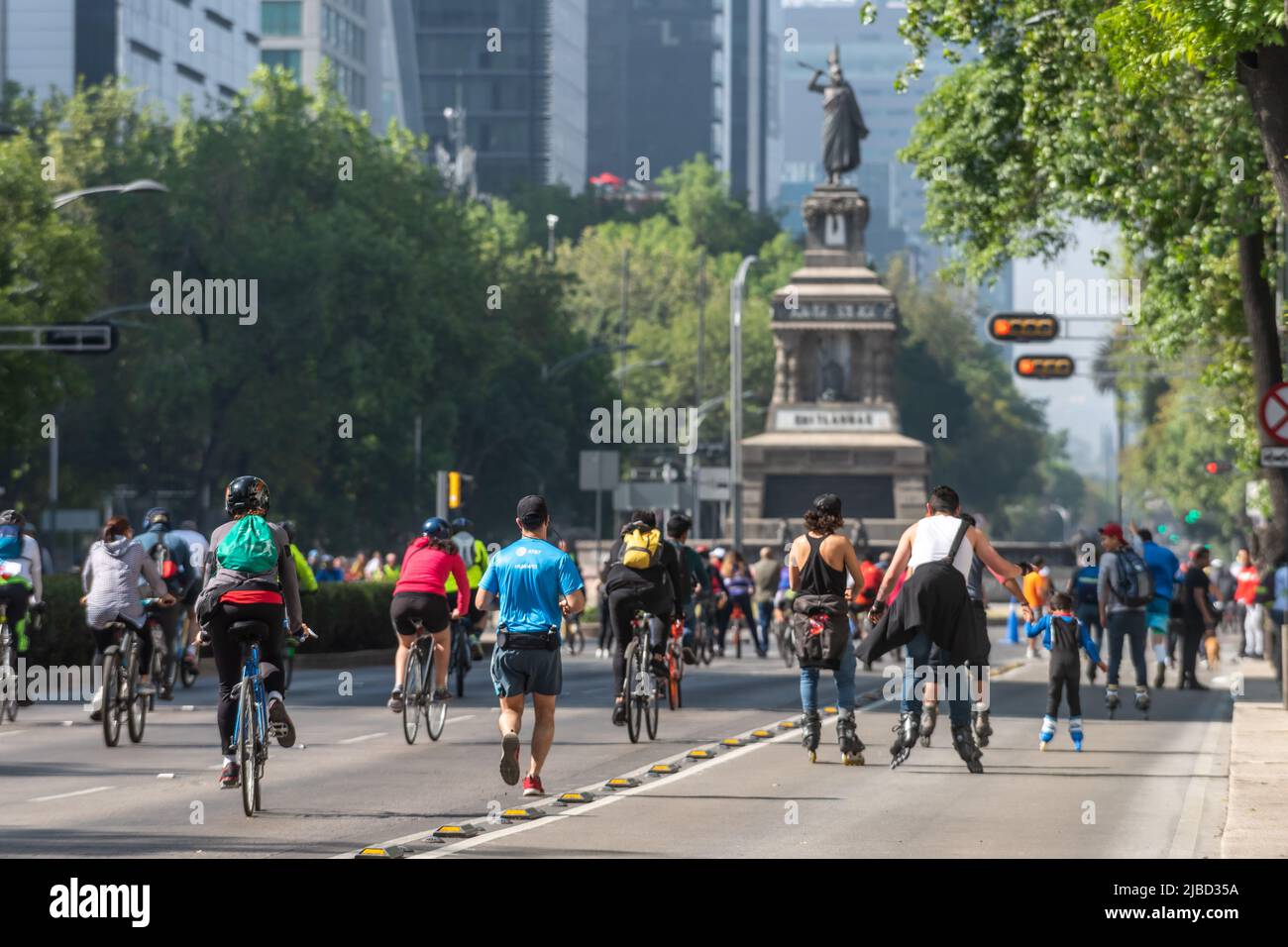 Mexico City, January 20th 2019 The weekly Sunday bike ride on Paseo de