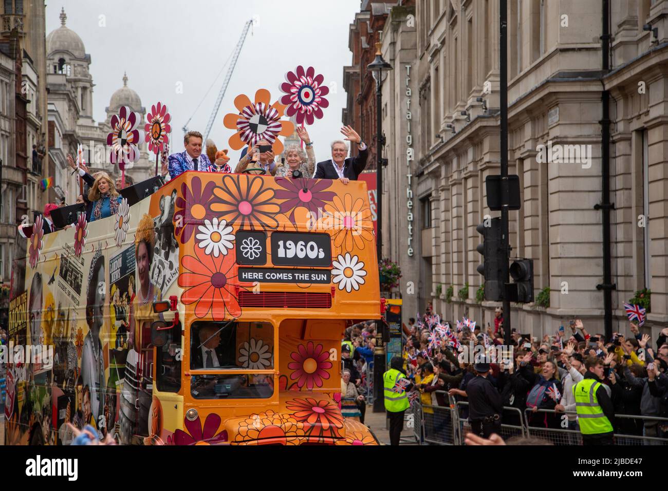 Big ben 1960s hi-res stock photography and images - Alamy