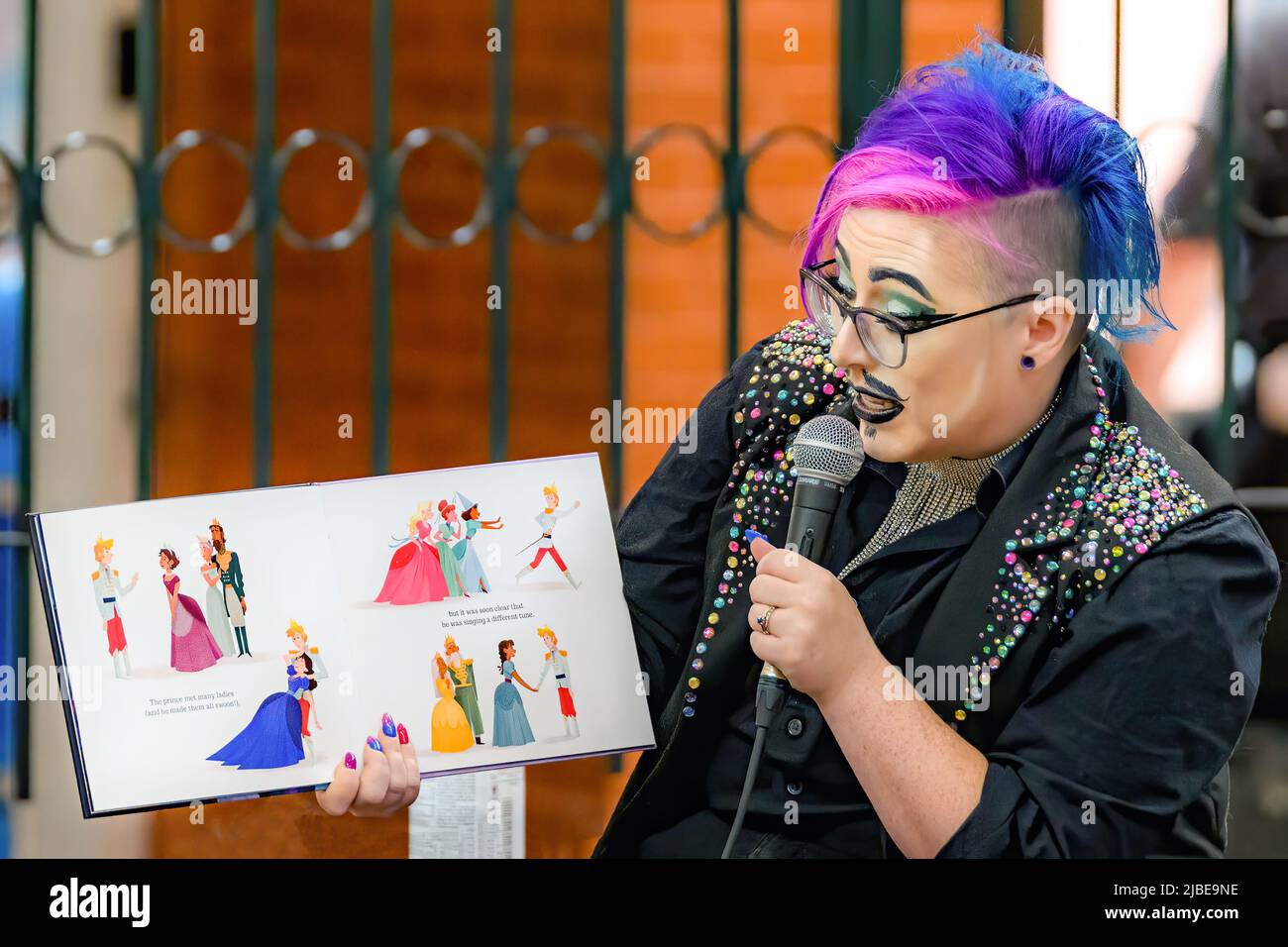 Yetuk ona galereyasi