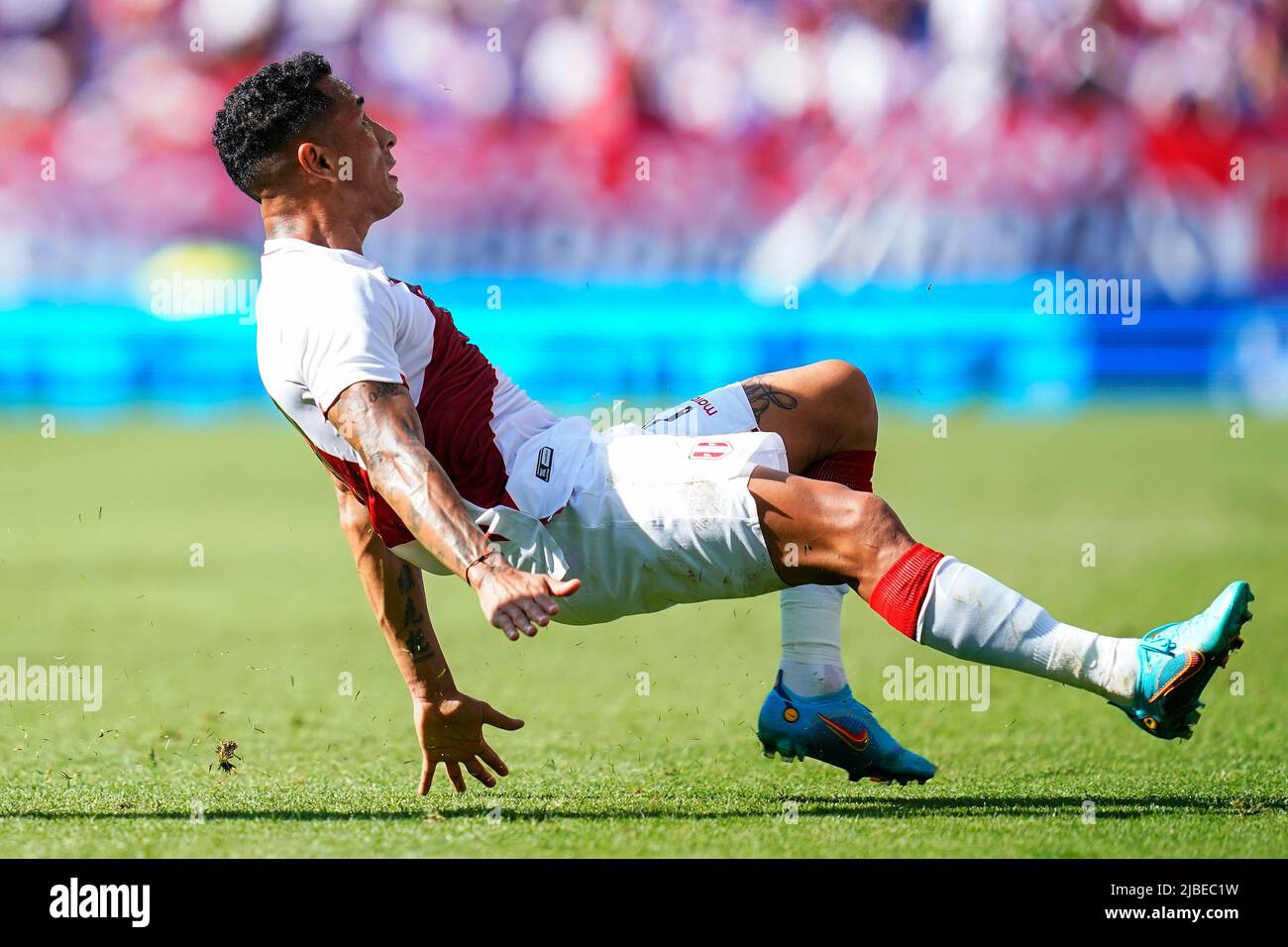 Barcelona, Spain. June 5, 2022, Yoshimar Yotun of Peru during the friendly match between Peru and New Zealand played at RCDE Stadium on June 5, 2022 in Barcelona, Spain. (Photo by Bagu Blanco / PRESSINPHOTO) Stock Photo