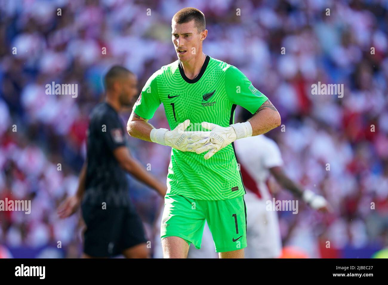 Barcelona, Spain. June 5, 2022, Oliver Sail of New Zealand during the friendly match between Peru and New Zealand played at RCDE Stadium on June 5, 2022 in Barcelona, Spain. (Photo by Bagu Blanco / PRESSINPHOTO) Stock Photo