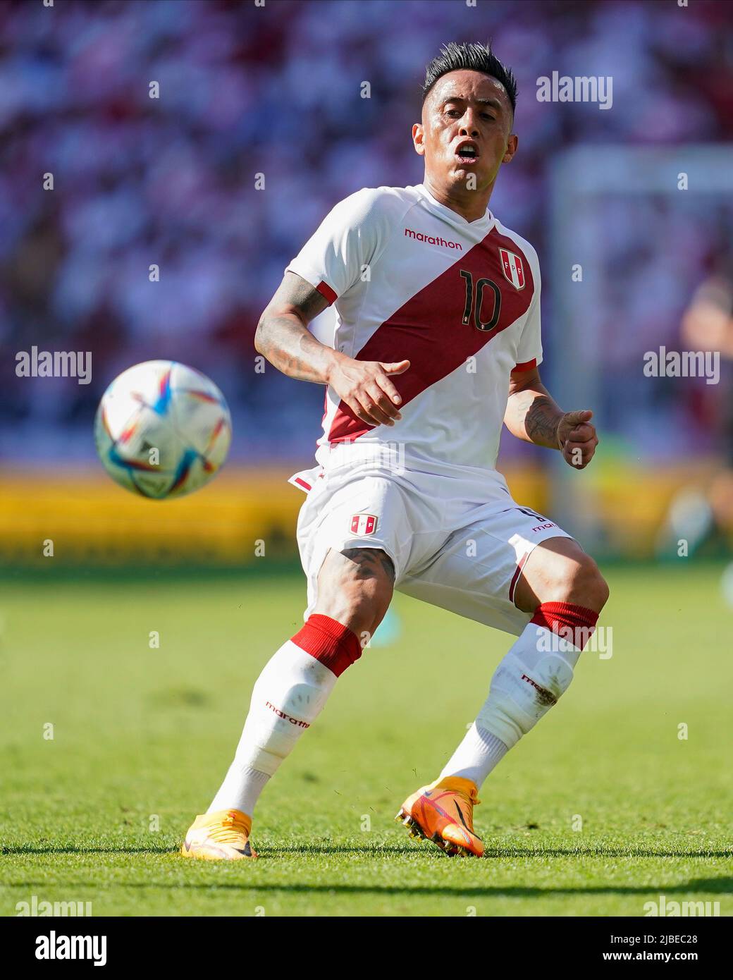 Barcelona, Spain. June 5, 2022, Christian Cueva of Peru during the friendly match between Peru and New Zealand played at RCDE Stadium on June 5, 2022 in Barcelona, Spain. (Photo by Bagu Blanco / PRESSINPHOTO) Stock Photo