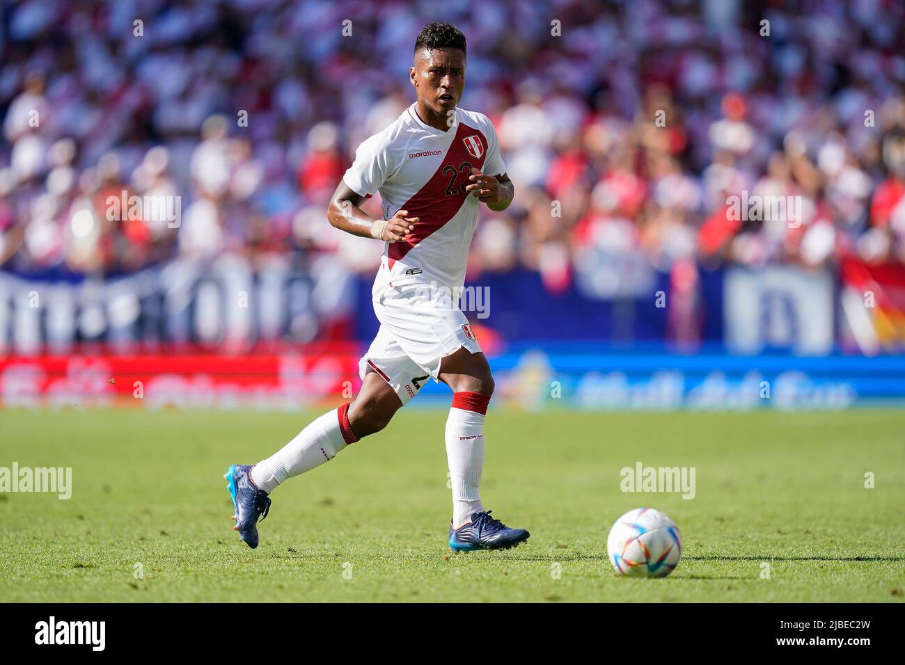 Barcelona, Spain. June 5, 2022, Santiago Ormeno of Peru during the friendly match between Peru and New Zealand played at RCDE Stadium on June 5, 2022 in Barcelona, Spain. (Photo by Bagu Blanco / PRESSINPHOTO) Stock Photo