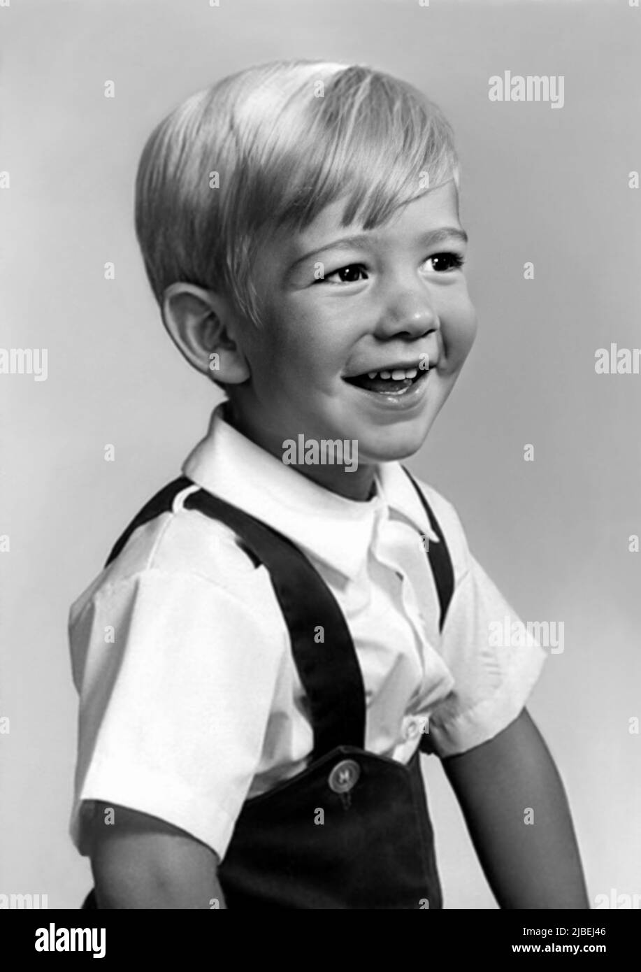 1967 ca, USA : The celebrated american rich JEFF BEZOS ( Preston Jorgensen - born 12 january 1964 ) when was a young boy aged 3 . American entrepreneur, media proprietor , investor , computer engineer , and commercial astronaut . He is the founder,  executive chairman and former president and CEO of AMAZON .  Unknown photographer .- INFORMATICA - INFORMATICO - INFORMATICS - COMPUTER TECHNOLOGY  - HISTORY - FOTO STORICHE - TYCOON - personalità  da bambino bambini da giovane - personality personalities when was young - INFANZIA - CHILDHOOD - BAMBINO - BAMBINI - CHILDREN - CHILD - RICCO - RICH - Stock Photo