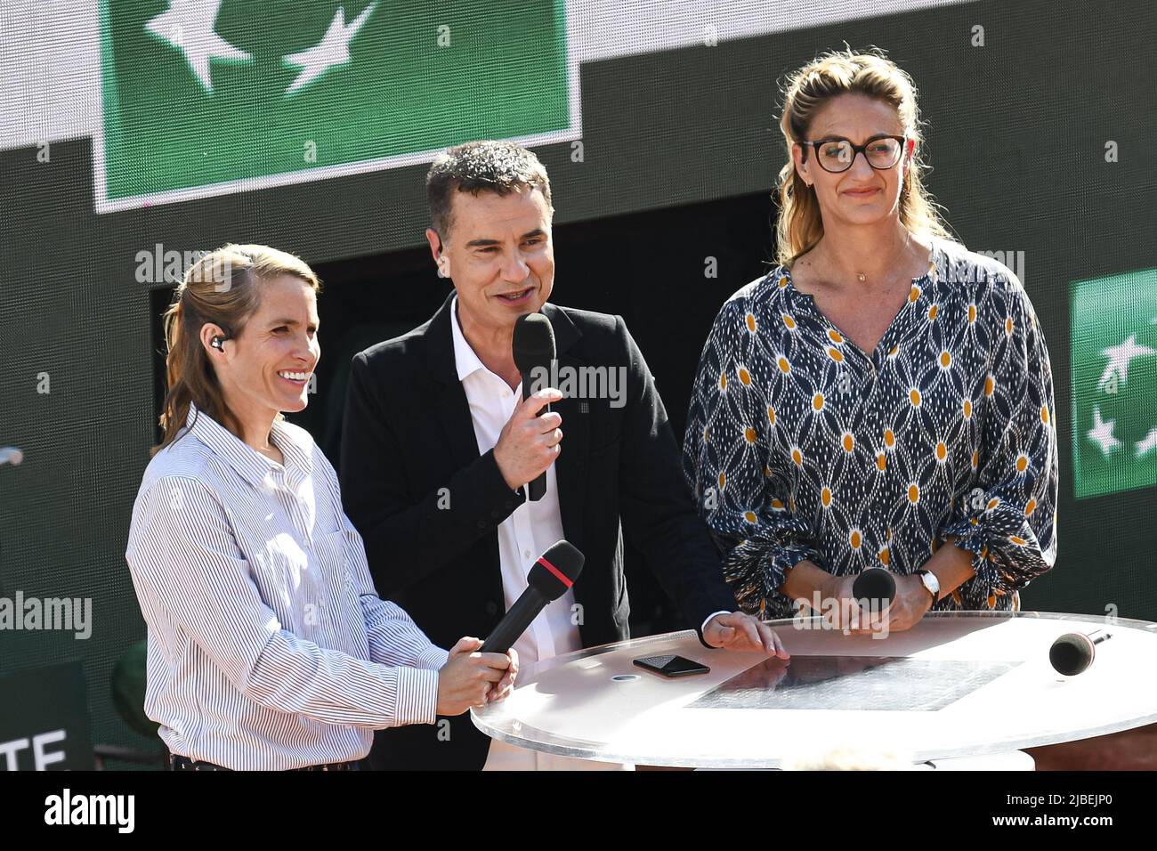 Rome, France: June 5, 2022, The French television channel &quot;France  Televisions&quot; (&quot;France TV Sport&quot;, &quot;France 2&quot;) with  Justine Henin, Laurent Luyat and Mary Pierce after the French Open final,  Grand Slam tennis