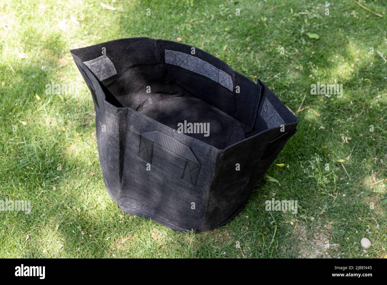 Large growbags hires stock photography and images Alamy