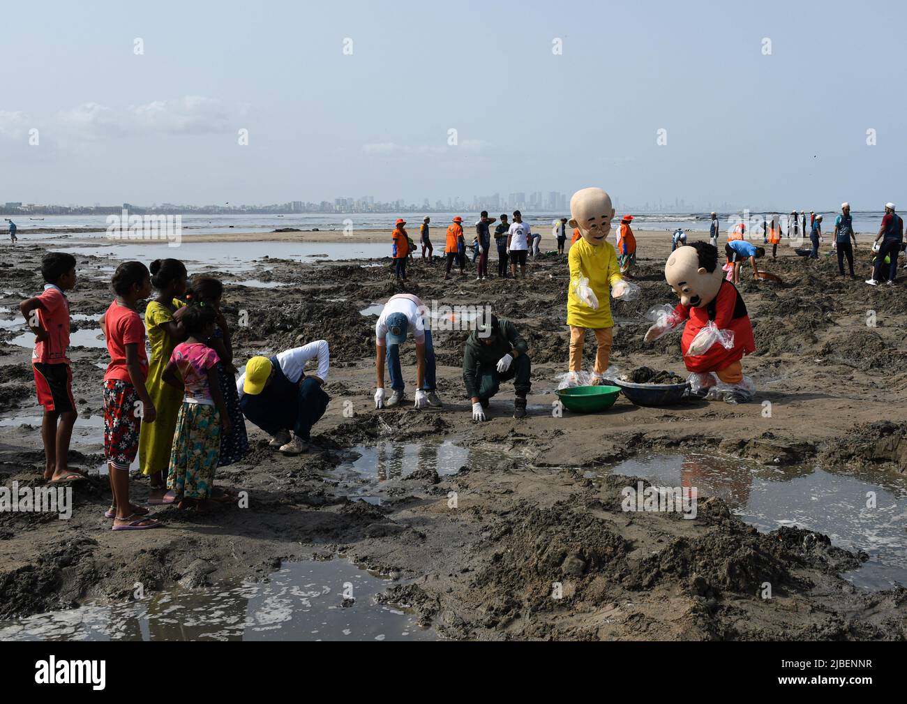 Mumbai India. 05th June 2022. Nicktoons Motu and Patlu Fat and