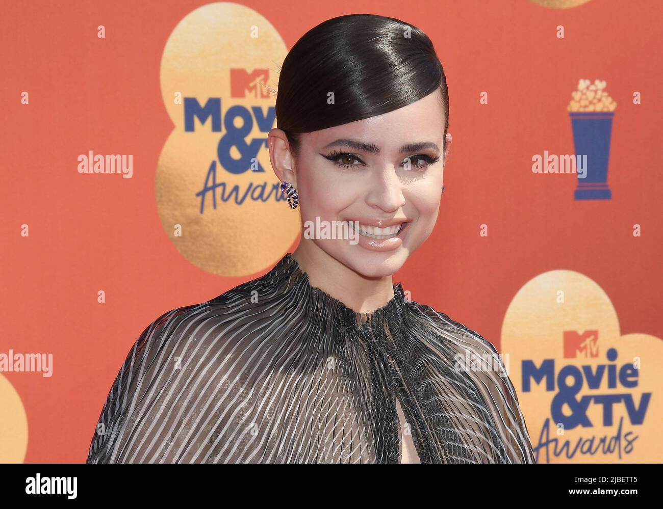 Los Angeles, USA. 05th June, 2022. Sofia Carson arrives at the 2022 MTV Movie & TV Awards held at the Barker Hangar in Santa Monica, CA on Sunday, ?June 5, 2022. (Photo By Sthanlee B. Mirador/Sipa USA) Credit: Sipa USA/Alamy Live News Stock Photo
