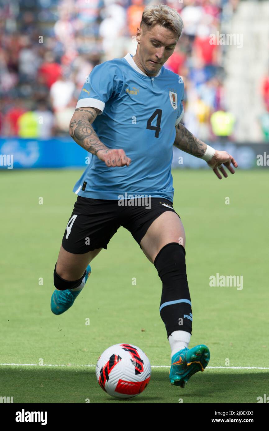 Kansas City, Kansas, USA. 4th June, 2022. Uruguay defender Guillermo Varela #4 is on the offense during the first half of the game. (Credit Image: © Serena S.Y. Hsu/ZUMA Press Wire) Stock Photo
