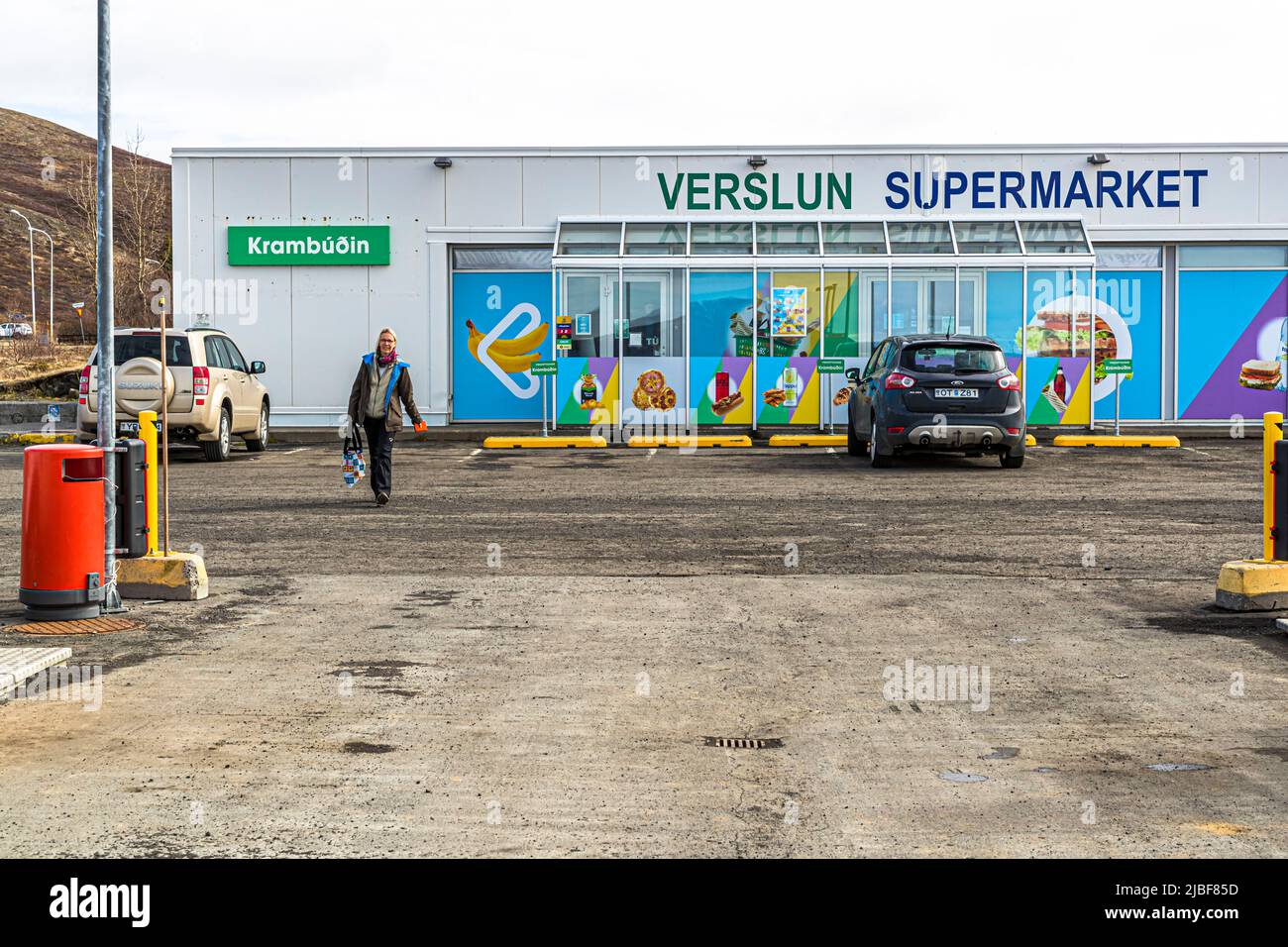 In sparsely populated Iceland, almost all gas stations have self-service machines. At some there is a small store (Krambúðin) Stock Photo