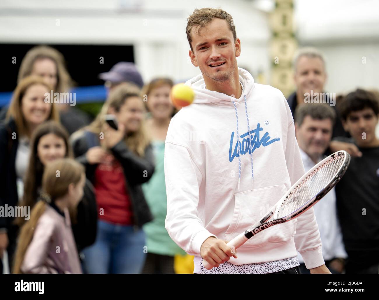 ROSMALEN - Daniil Medvedev from Russia plays tennis with an audience at the  international tennis tournament Libema Open. The combined Dutch tennis  tournament for men and women will be held on the