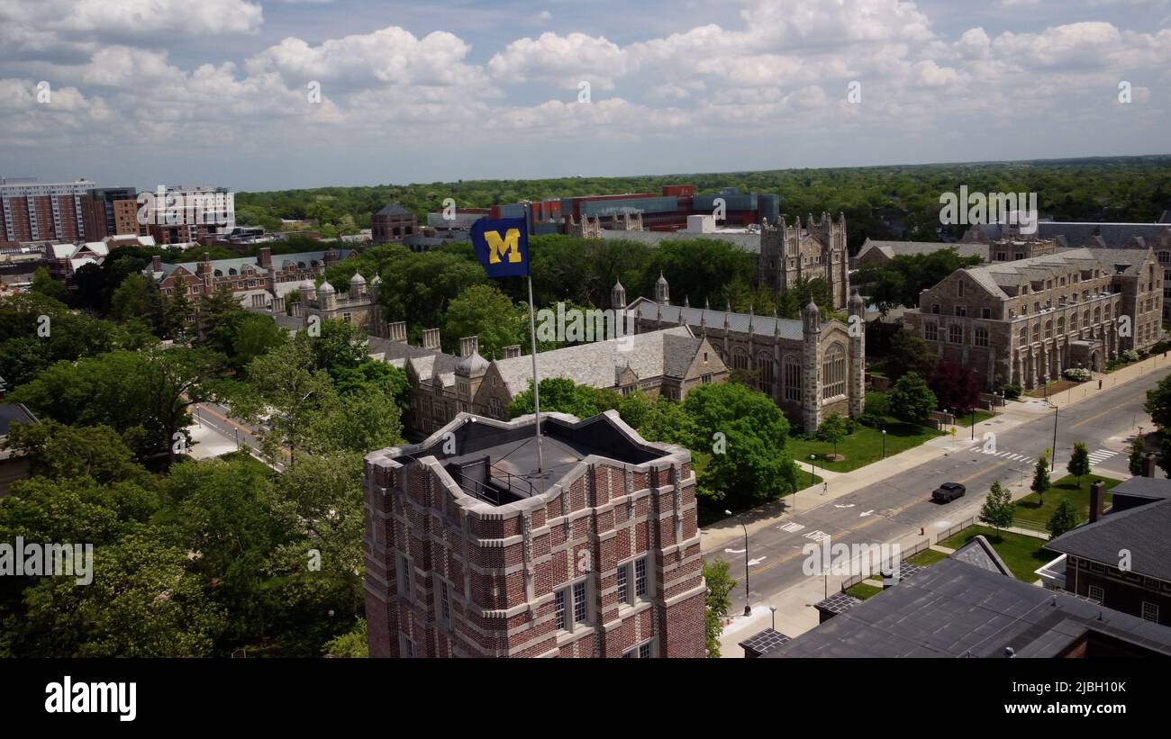 Ann Arbor, MI - May 27, 2022: University of Michigan Wolverines' logo at the college campus Stock Photo