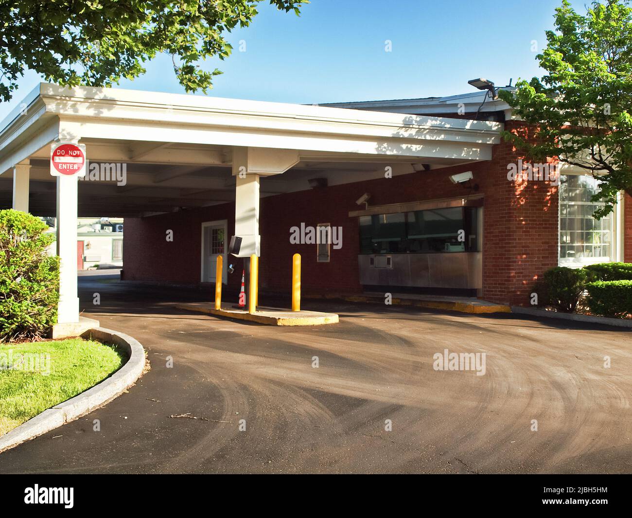 Drive-thru service area of a banking institution Stock Photo