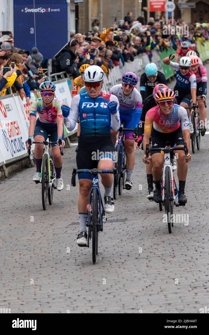 Bury St. Edmunds, Suffolk, UK. 6th Jun, 2022. The UCI Women’s Tour