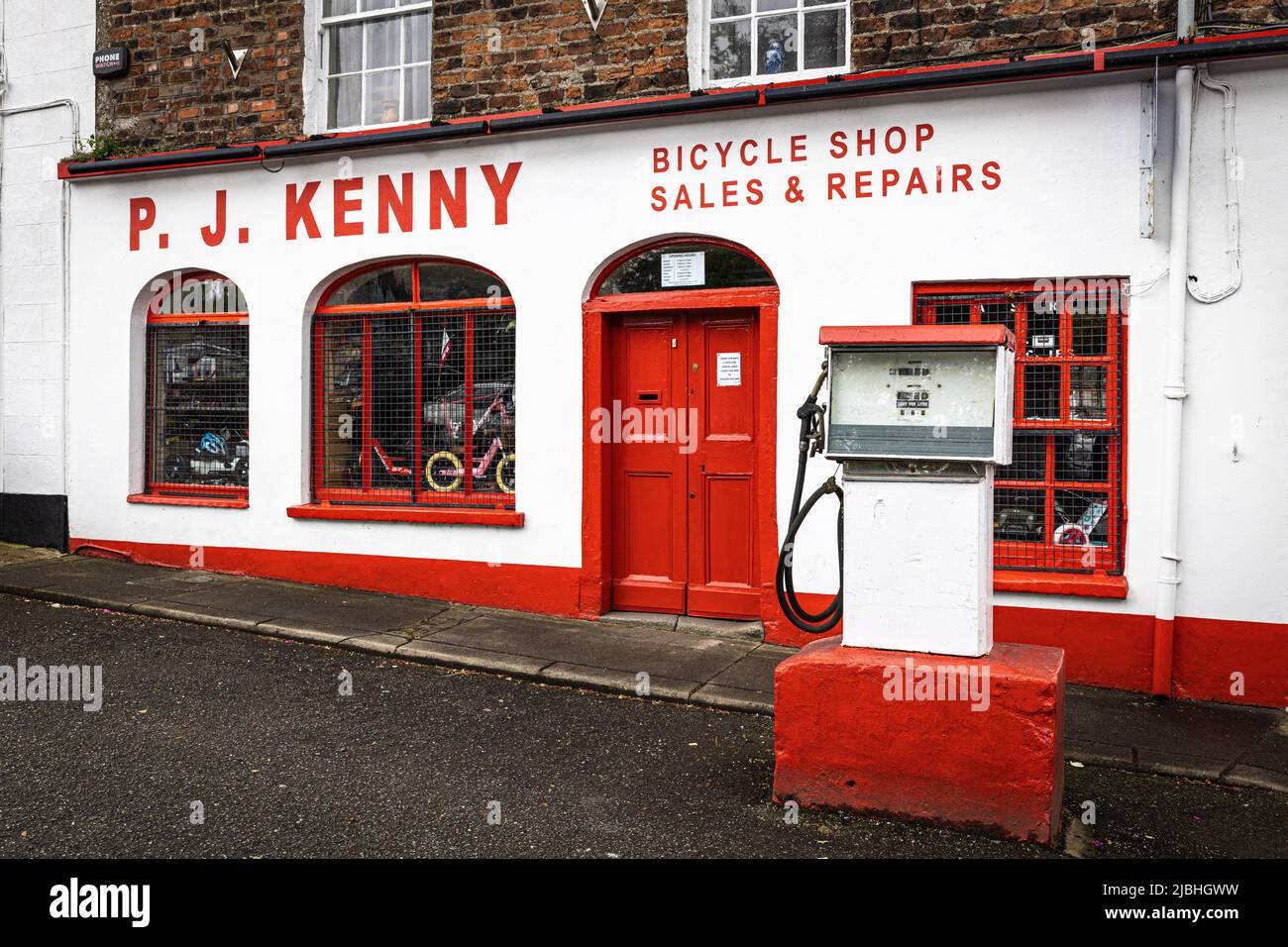 Bicycle Shop, Enniscorthy Stock Photo Alamy