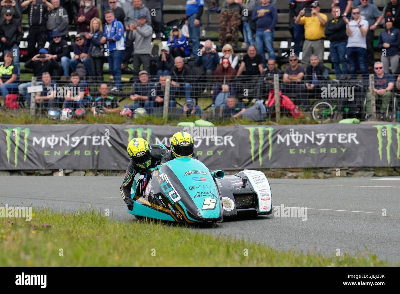 Douglas, Isle Of Man. 19th Jan, 2022. Peter Founds/Jevan Walmsley (600 ...
