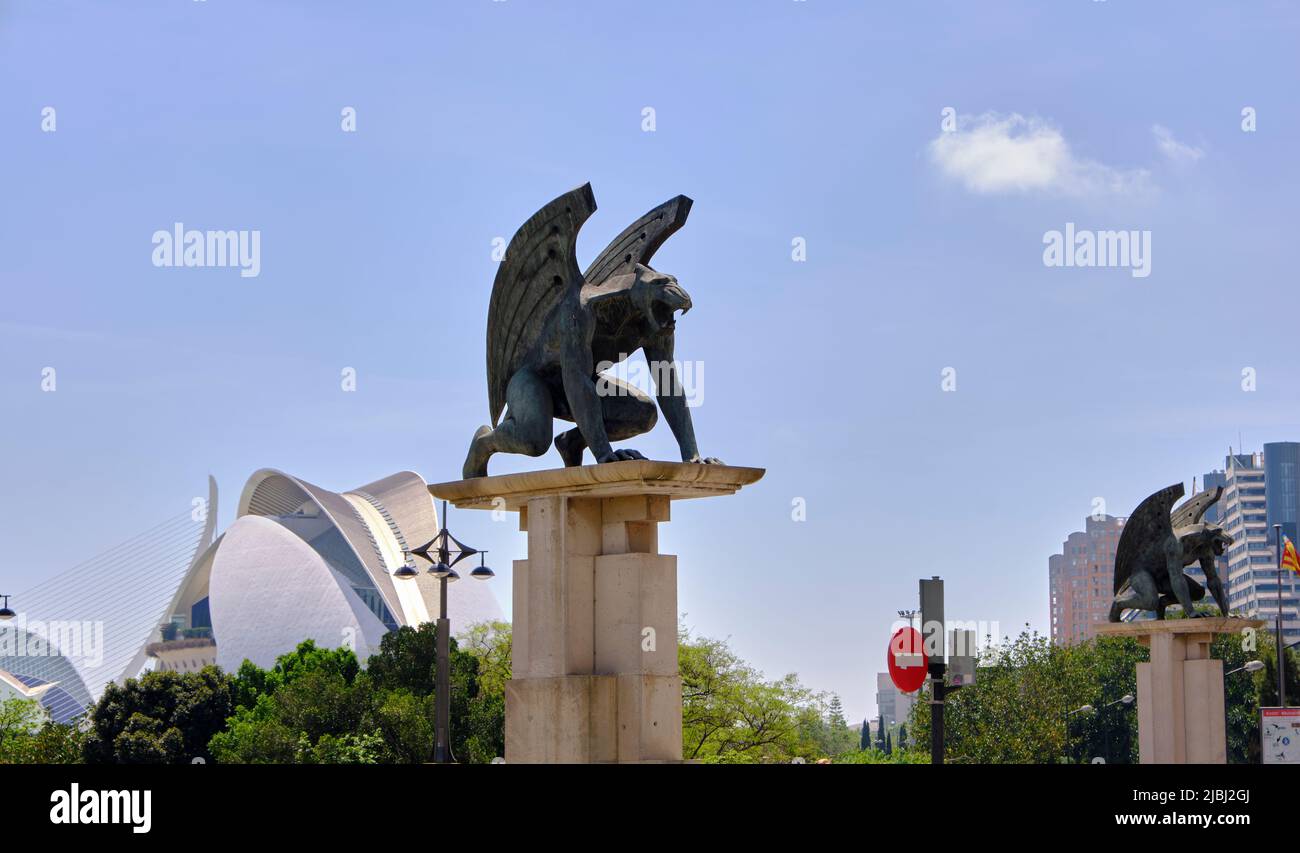Architectural modern gargoyle hi-res stock photography and images - Alamy