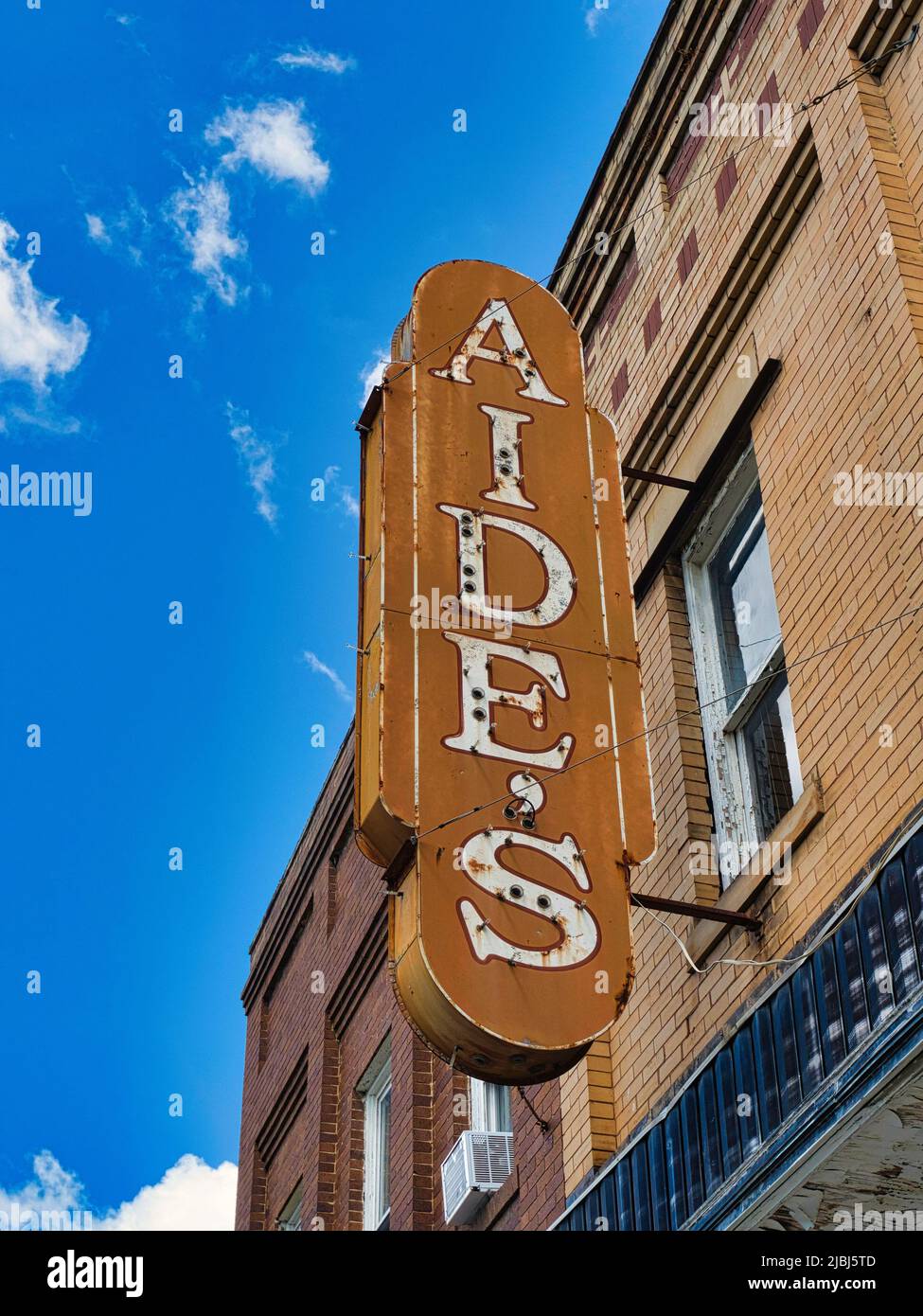 Art deco style sign in Mt Hope WV Aides Dept Store Stock Photo Alamy