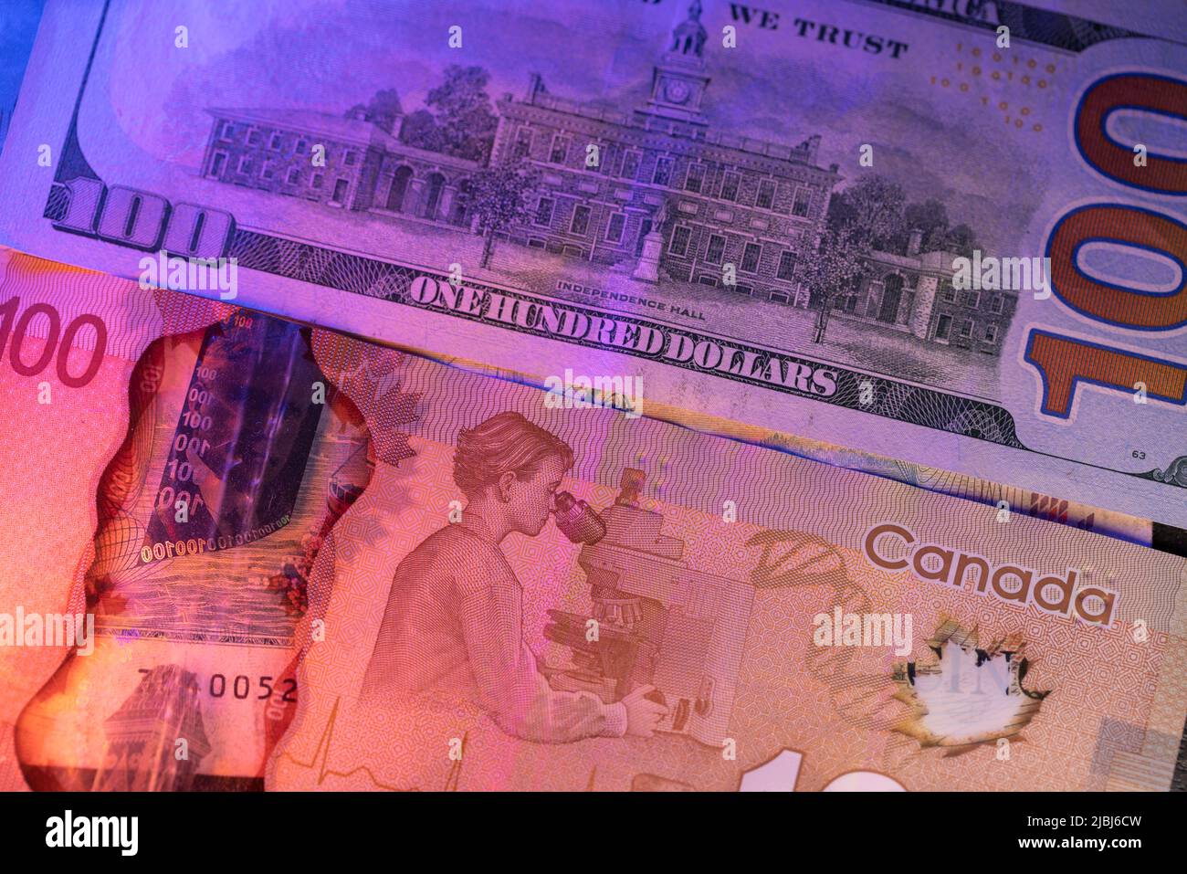 Money us canadian currency hi-res stock photography and images - Alamy