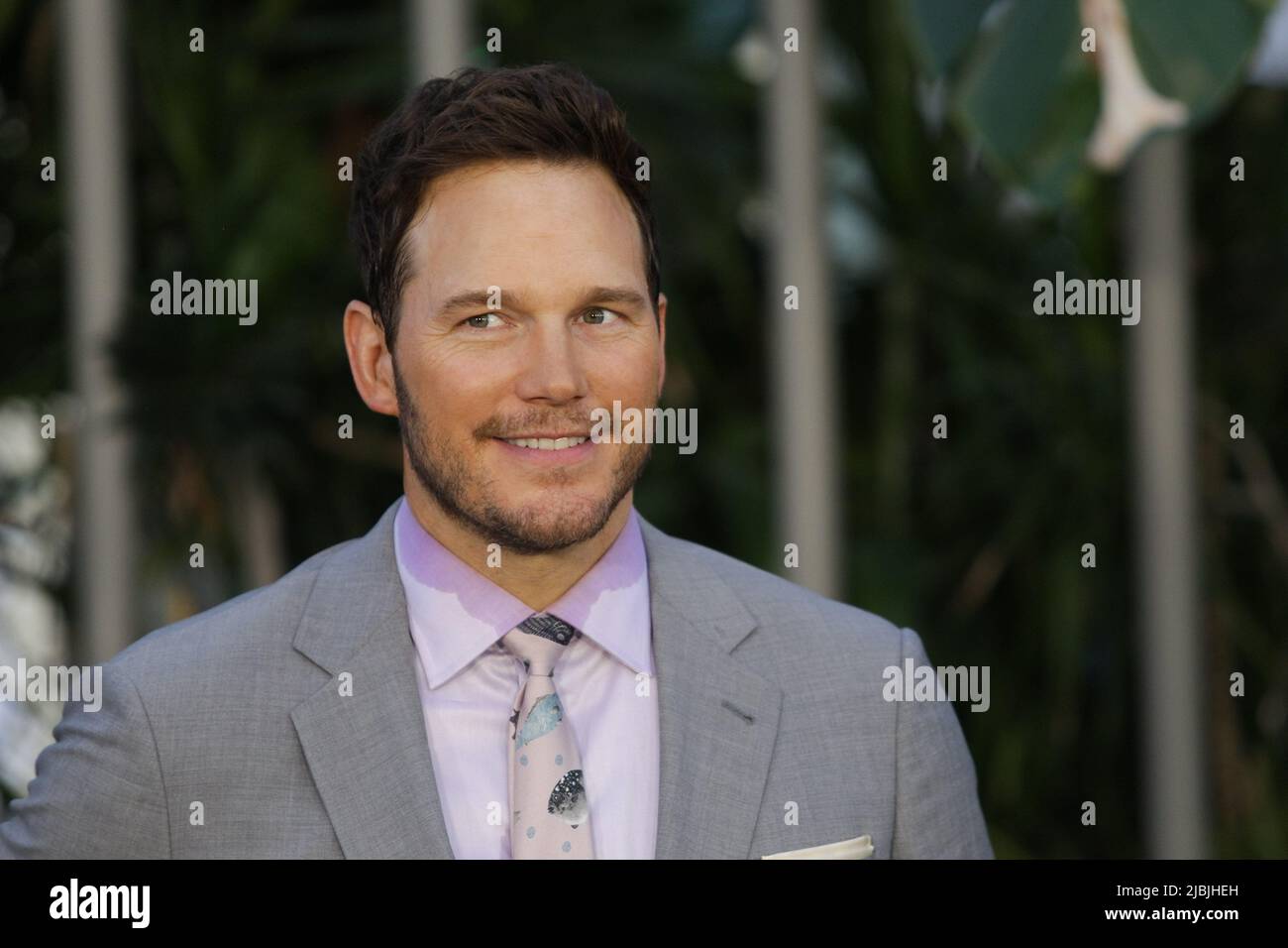 Los Angeles, USA. 07th June, 2022. Chris Pratt at "Jurassic World: Dominion" World Premiere held at the TCL Chinese Theatre, Hollywood, CA, June 6, 2022. Photo Credit: Joseph Martinez/PictureLux Credit: PictureLux/The Hollywood Archive/Alamy Live News Stock Photo