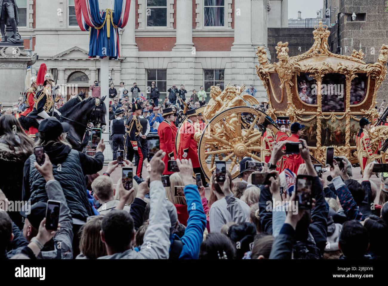 London the Mall and the Platinum Jubilee Stock Photo Alamy