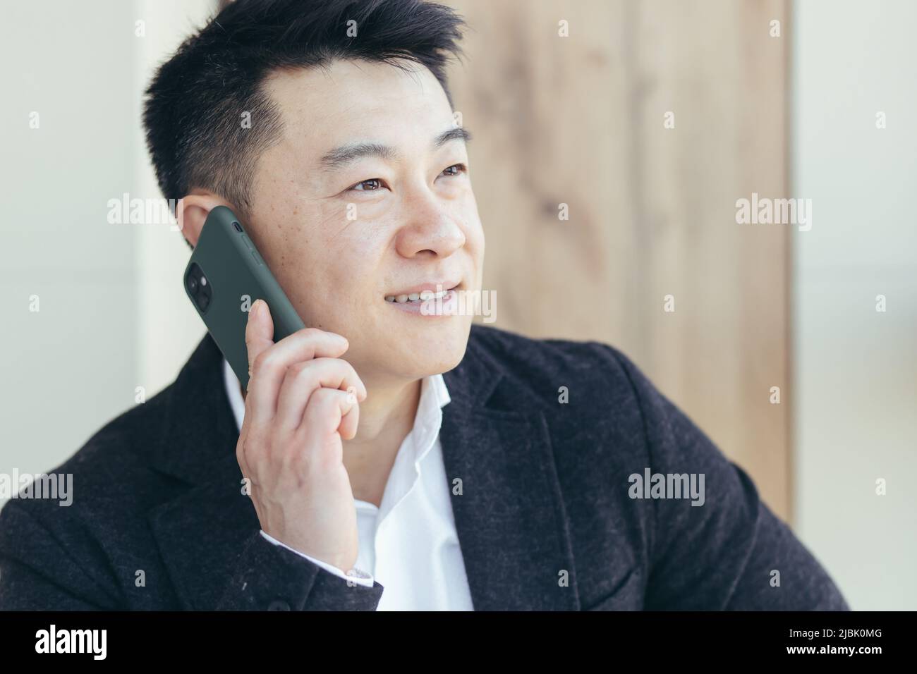Businessman close up portrait hi-res stock photography and images - Alamy