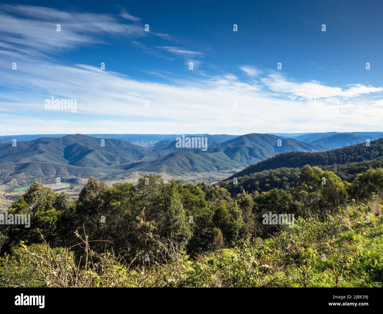 Giro Valley, Monkeycot Nature Reserve and Nowendoc National Park from Carsons Pioneer Lookout onThunderbolts Way, Mares Run, New South Wales Stock Photo