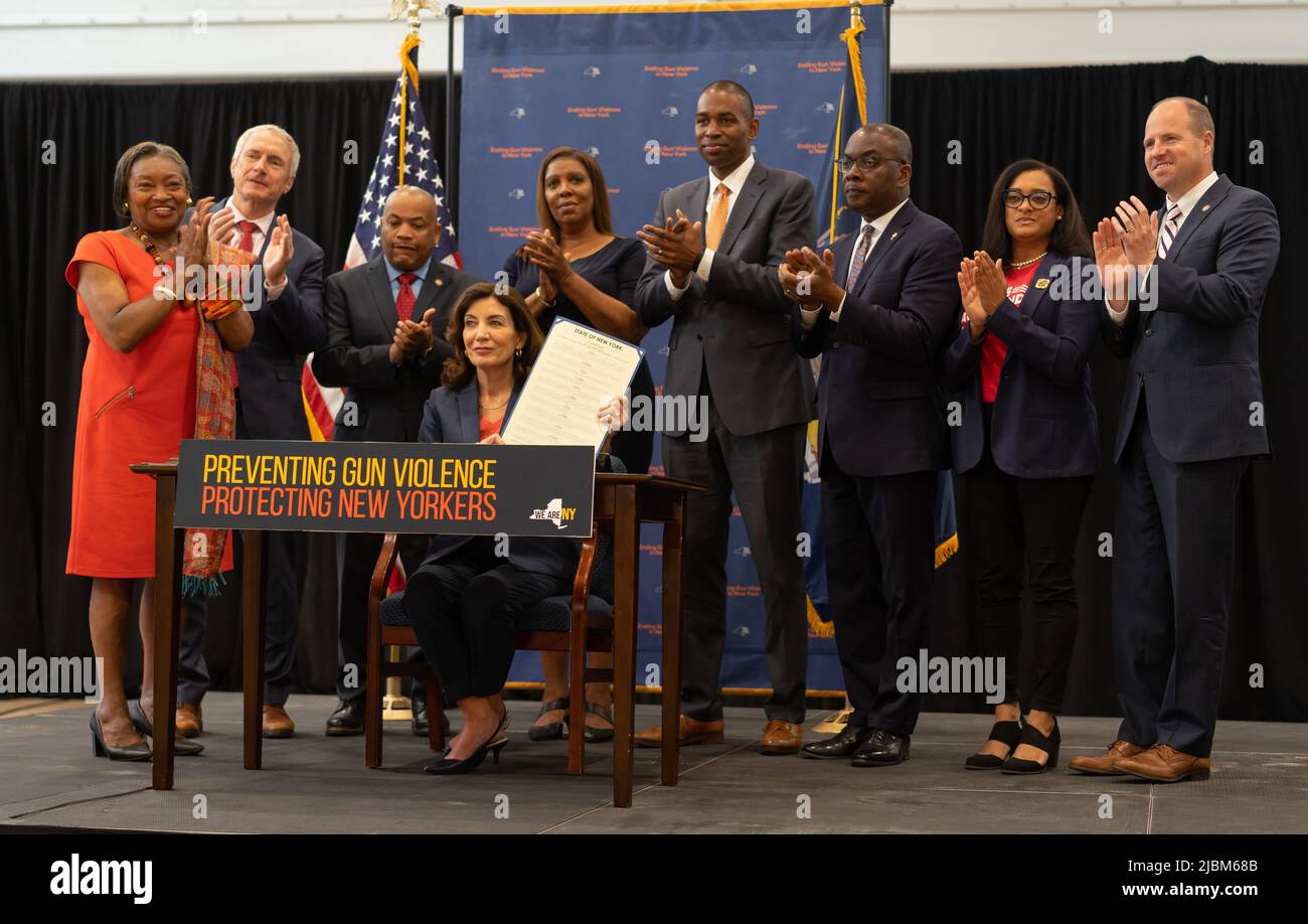 Gun lawsl hires stock photography and images Alamy