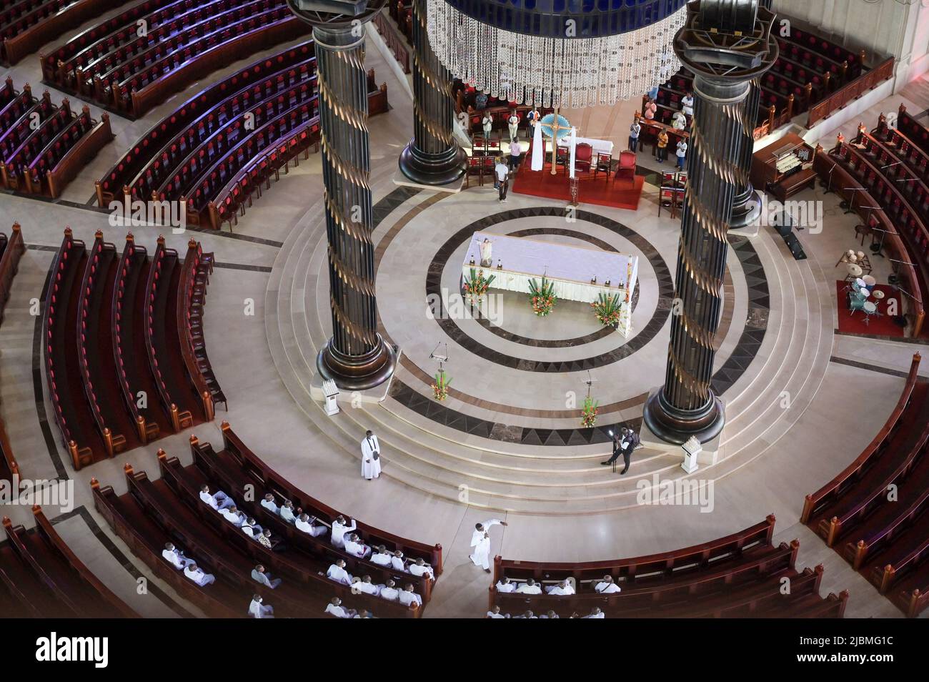 Basilika notre dame de la paix hires stock photography and images Alamy