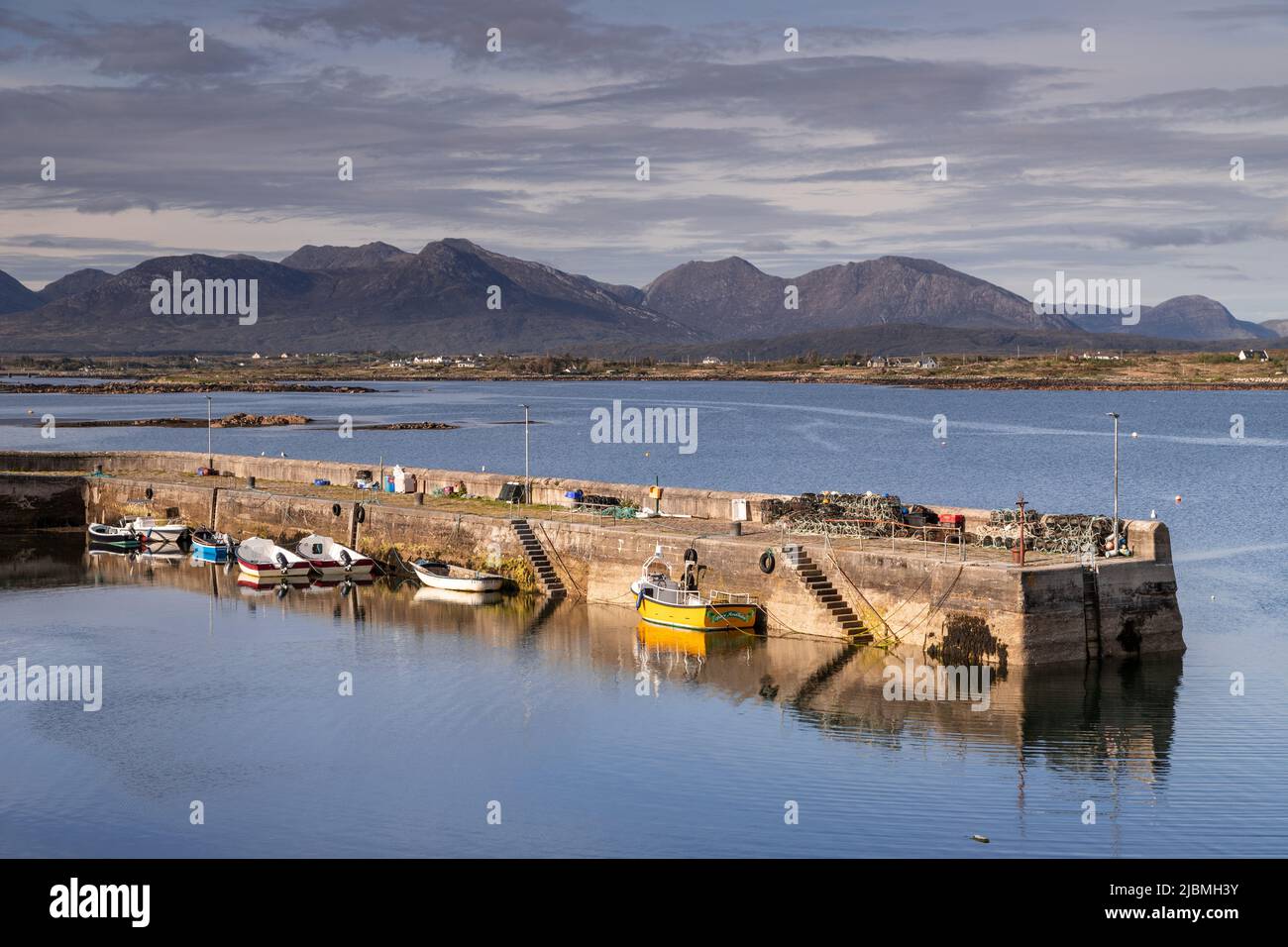 Roundstone harbour on the Atlantic coast of County Galway, Ireland Stock Photo