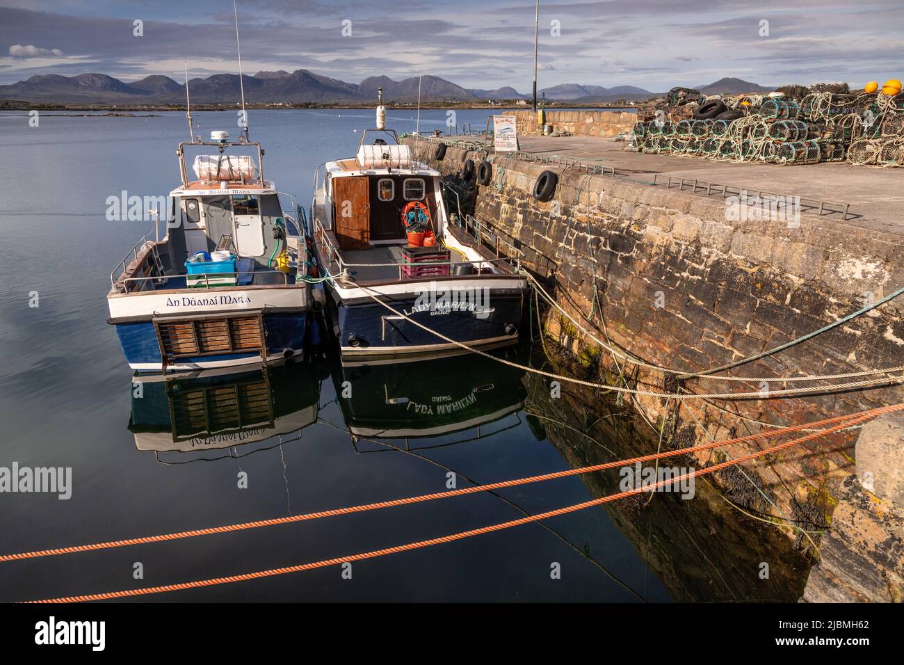 Roundstone harbour on the Atlantic coast of County Galway, Ireland Stock Photo