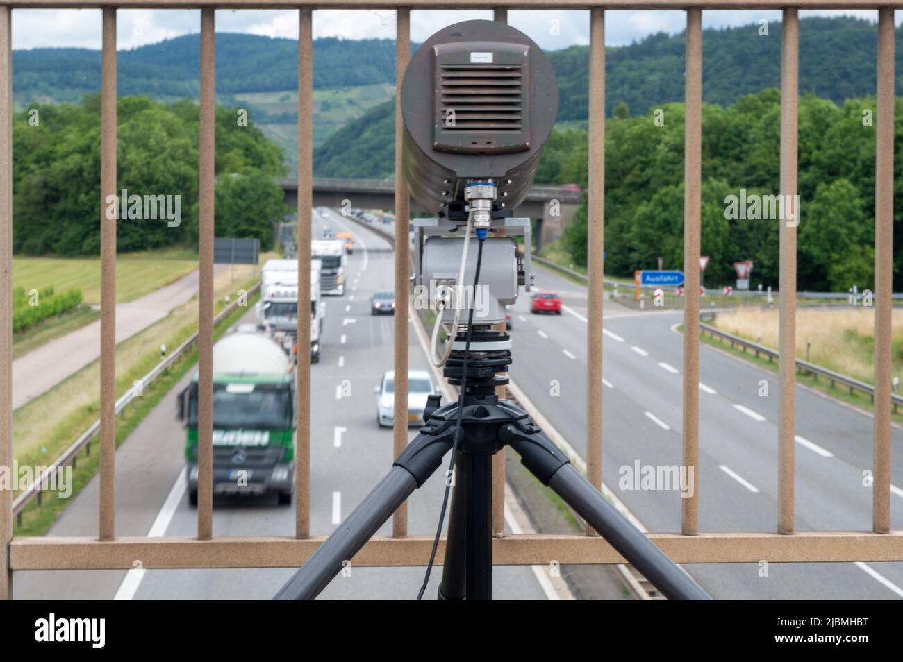 Kenn, Germany. 07th June, 2022. A MONOcam for recording cell phone ...
