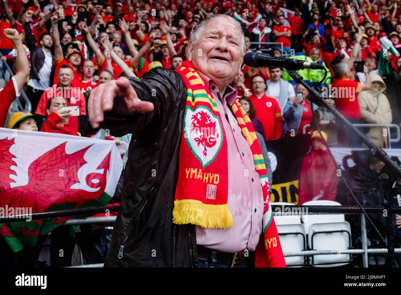 CARDIFF, WALES 05 JUNE 2022 Dafydd Iwan performs Yma o Hyd prior to