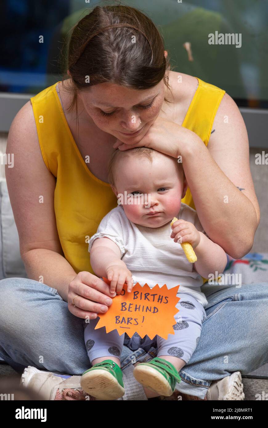 London, UK. 7th June, 2022. A group of mothers, midwives and campaigners host a Breastfeeding protest outside Ministry of Justice to demand an end to prison for pregnant women and new mothers in the United Kingdom Two babies are known to have died in women's prisons in the past three years, when their mothers gave birth inside prison without medical assistance at Her Majesty'a Prison (HMP) Bronzefield in October 2019, and at HMP Styal in June 2020. (Credit Image: © Elizabeth Dalziel/ZUMA Press Wire) Stock Photo