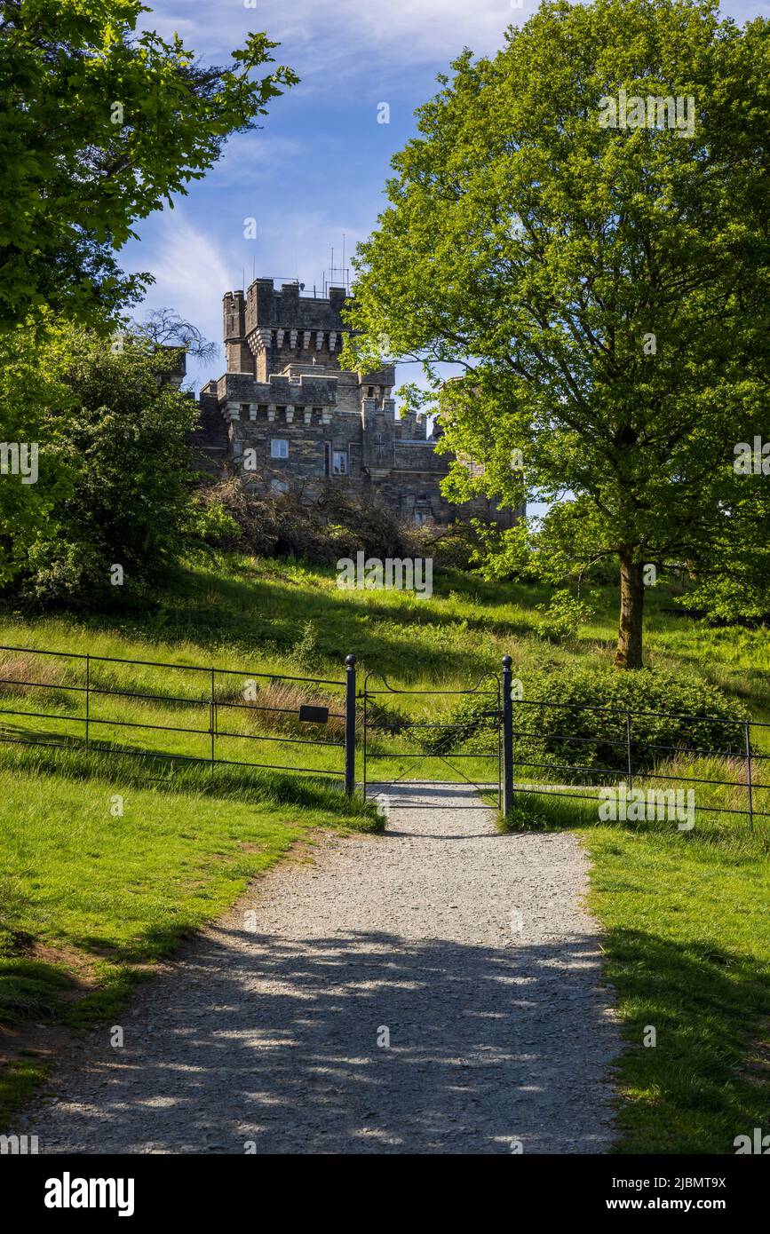 Shore of windermere hires stock photography and images Alamy