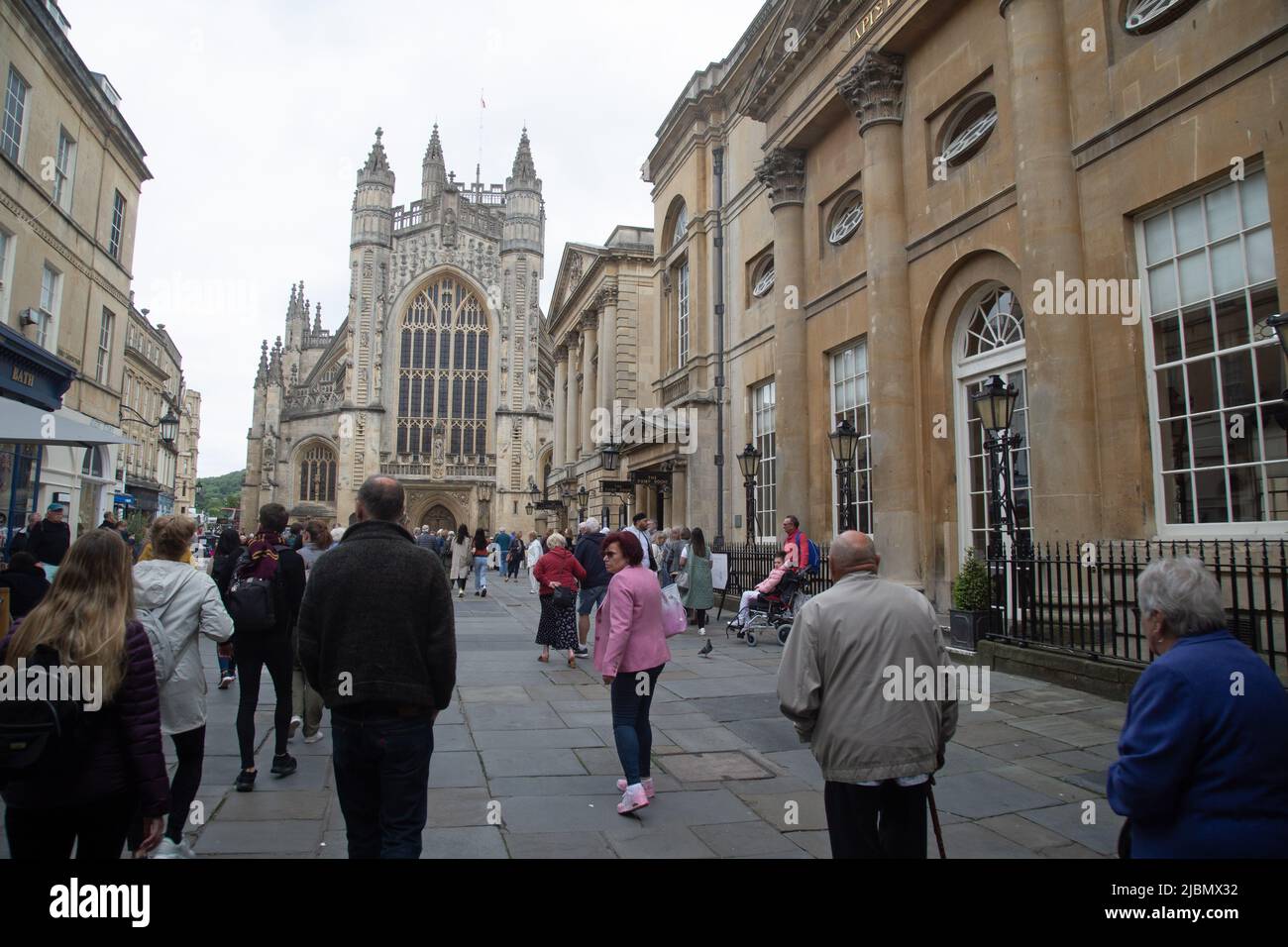 Bath, England, May 26th 2022, tourists wander the historic streets of the town. Stock Photo