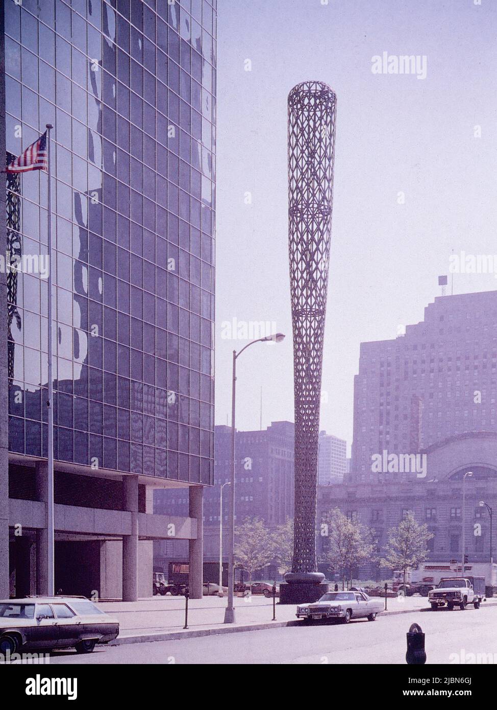 Batcolumn, sculpture artwork by Swedish-American artist Claes Oldenburg, Chicago 1977 Stock Photo