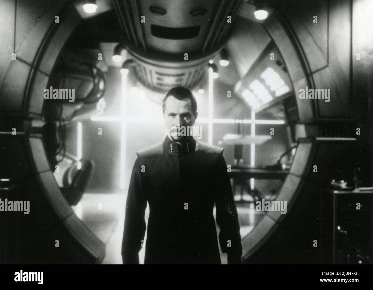 gary oldman lost in space