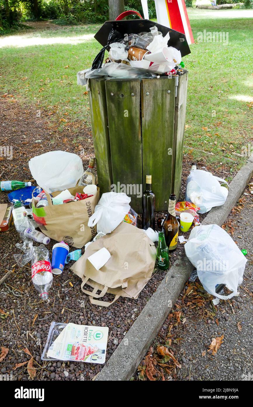 Dirts in a public rubbish can, Cerisaie Park, Lyon, Rhône department, AURA Region, France Stock Photo