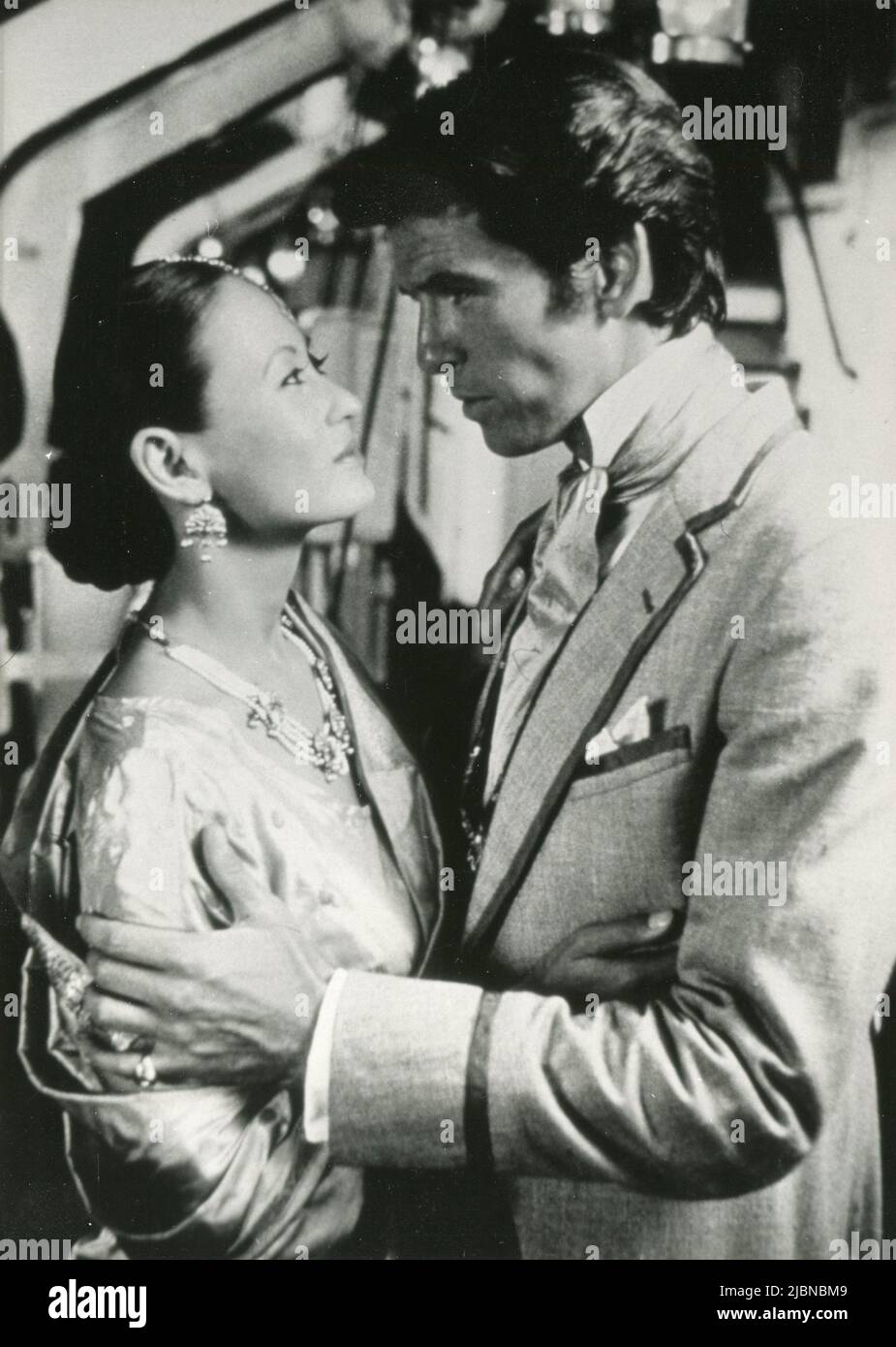 Actress Julia Nickson and actor Pierce Brosnan in the TV Series Around the World in 80 Days, USA 1989 Stock Photo