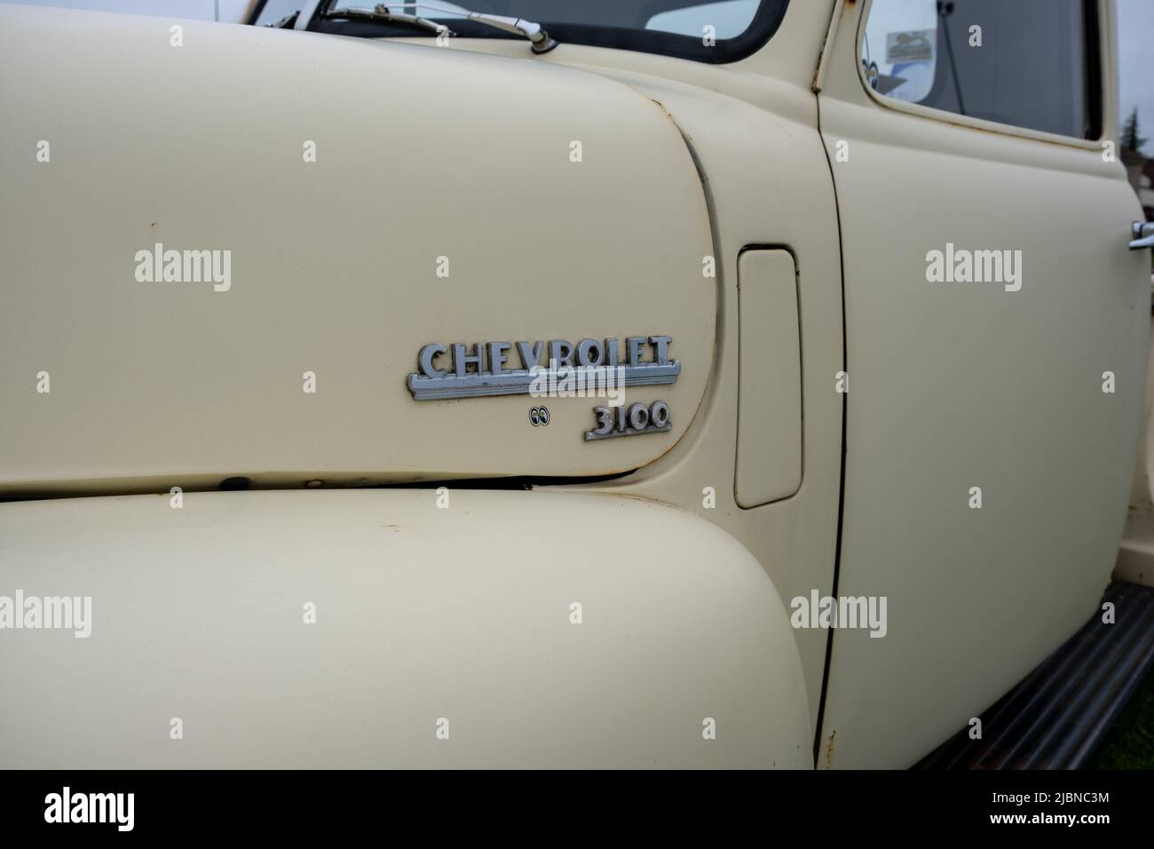 Chevrolet 3100 beige truck at the American Classic Car Show at Keynsham rugby club (Jun22) Stock Photo