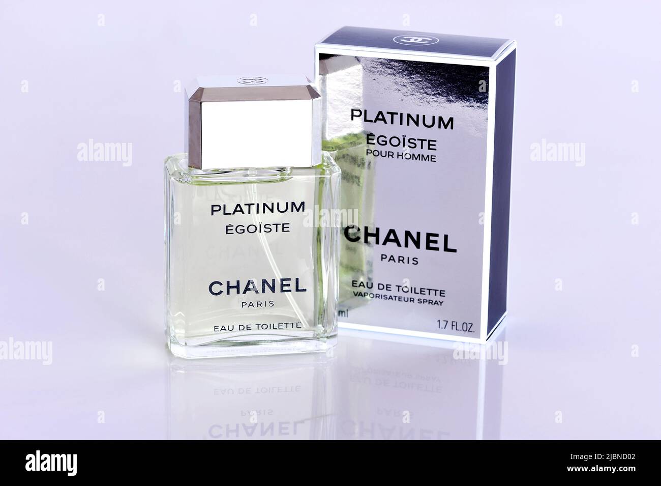 Chanel platinum egoiste hi-res stock photography and images - Alamy