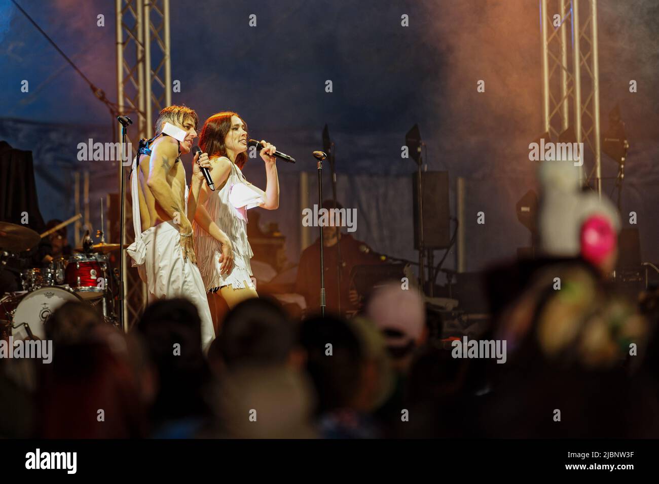 June 4, 2022: Sugar Bones and Janet Planet of Confidence Man Live in Leeds (Credit Image: © Andy Von Pip/ZUMA Press Wire) Stock Photo