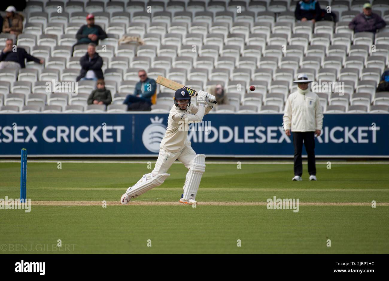 100 ball cricket hires stock photography and images Alamy
