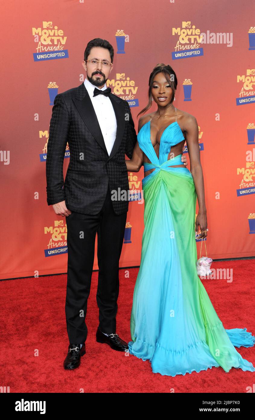 Jeff Lazkani and Chelsea Lazkani at the 2022 MTV Movie and TV Awards held at Barker Hangar in