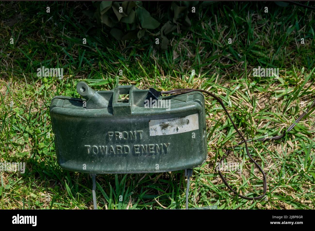 Mines Anti personal. The Claymore mine is a directional anti-personnel mine developed for the United States Armed Forces. Its inventor, Norman MacLeod. Stock Photo