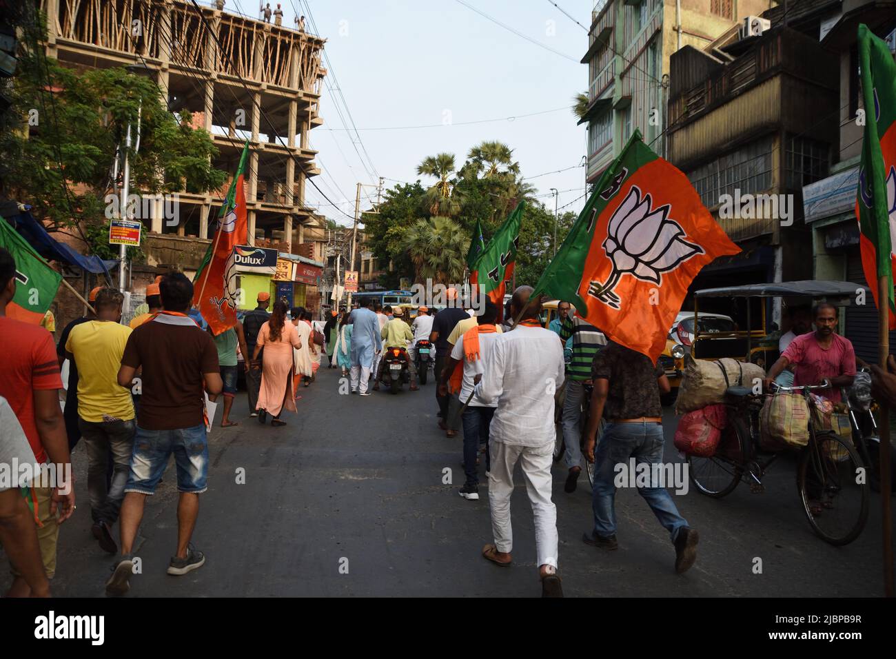 Kolkata, West Bengal, India. 7th June, 2022. The Other Backward Class (OBC) people of Bharatiya Janata Party (BJP) holds procession from Natun Rasta to Howrah Maidan (4 km), in support of eight years completion of BJP run Central Government, under the leadership of Prime Minister Narendra Damodardas Modi. (Credit Image: © Biswarup Ganguly/Pacific Press via ZUMA Press Wire) Stock Photo